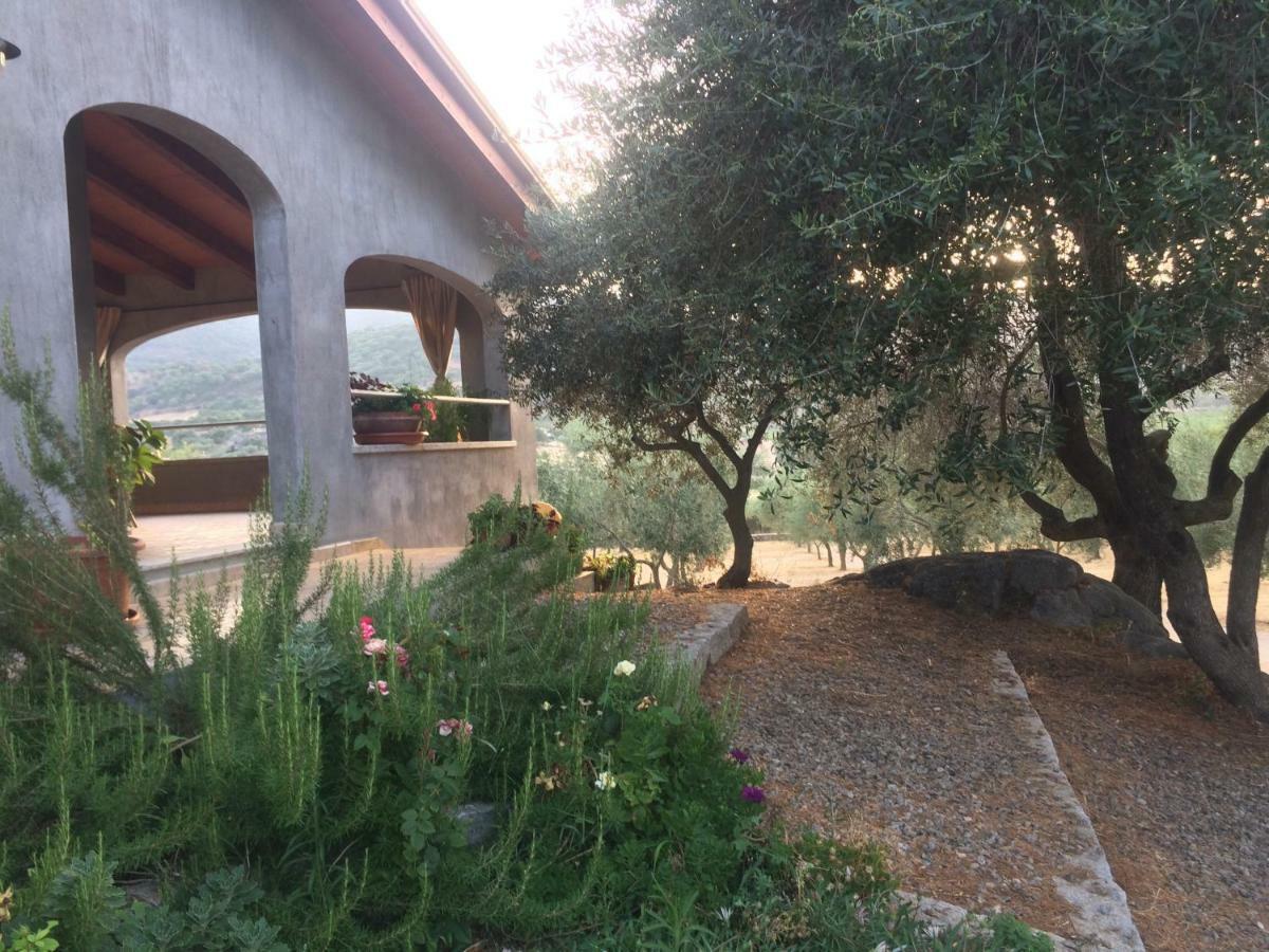 S'Umbra De S'Ozzastru Villa Orgosolo Bagian luar foto