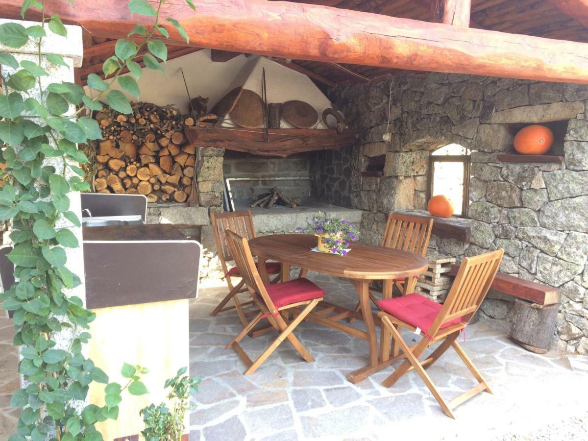 S'Umbra De S'Ozzastru Villa Orgosolo Bagian luar foto